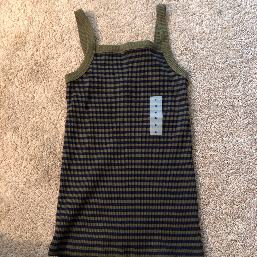 Boxy tank